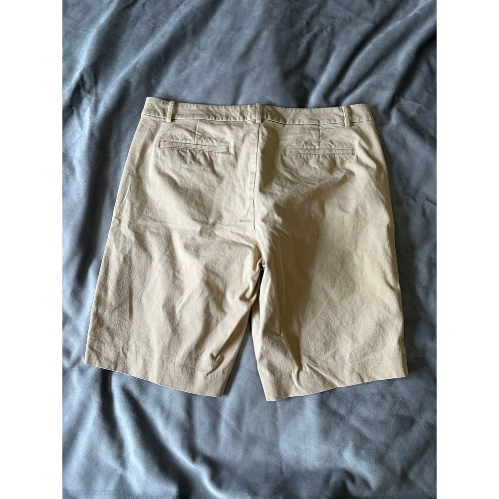 Lauren Ralph Lauren Khaki Chino Shorts Tan Cotton Blend Size 12 Womens - Picture 2 of 3